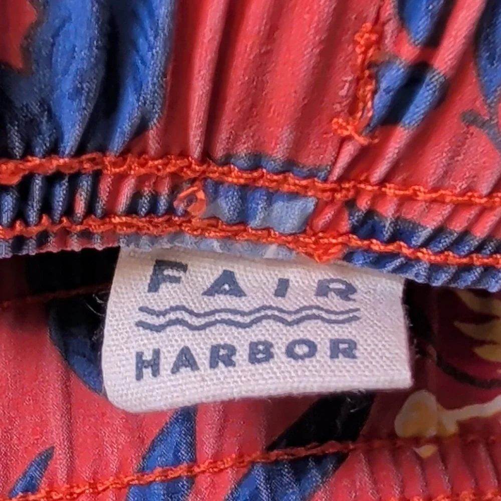 Fair Harbor Mens The Bungalow Floral Swim Trunks XL Recycled Nylon Lined Shorts